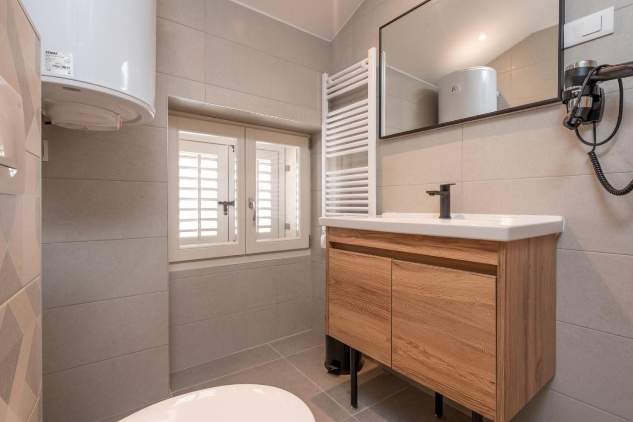 Aaa Apartments & Rooms With Free Parking Pula Luaran gambar