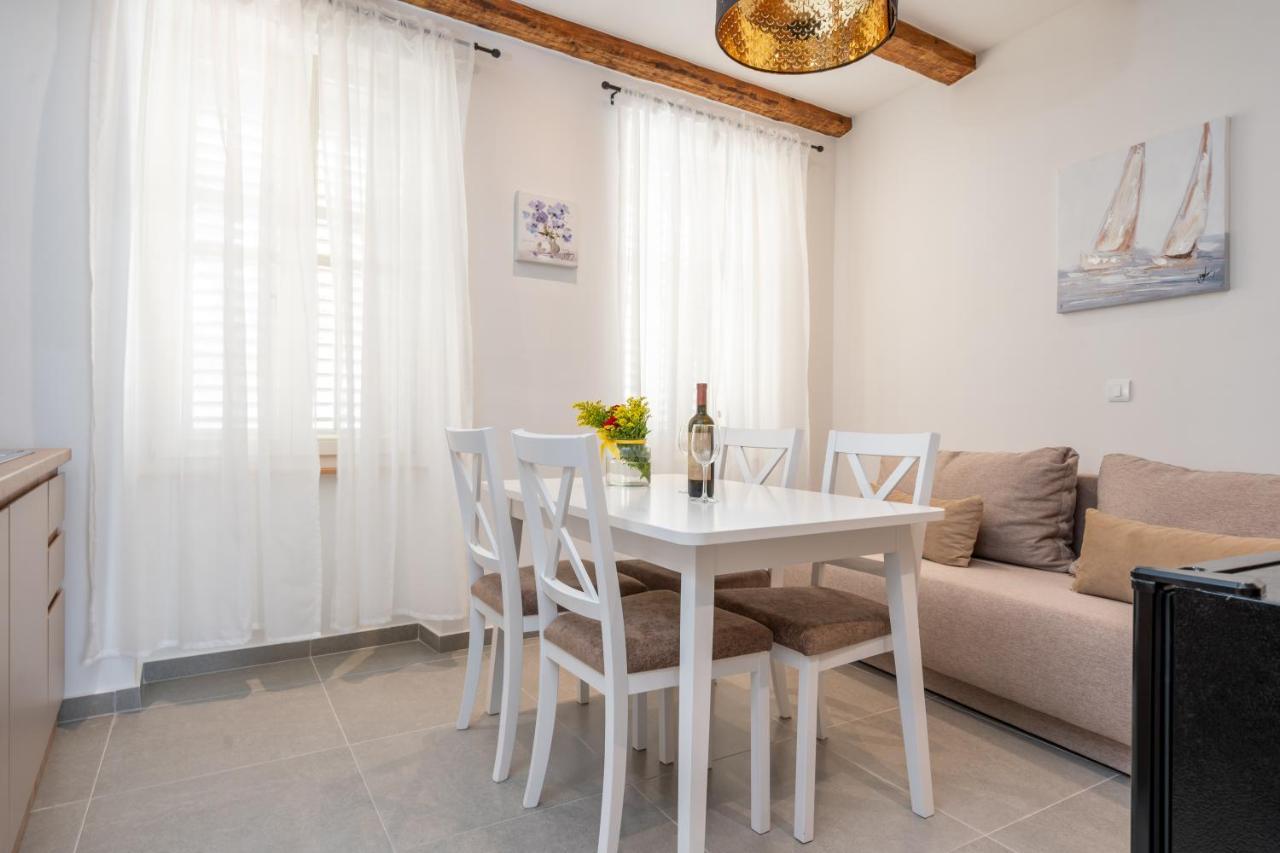 Aaa Apartments & Rooms With Free Parking Pula Luaran gambar