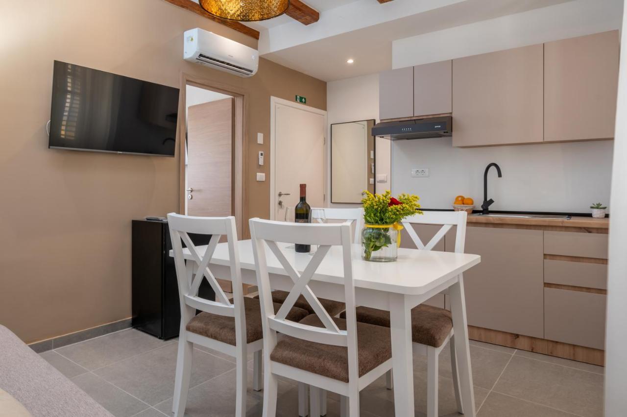 Aaa Apartments & Rooms With Free Parking Pula Luaran gambar