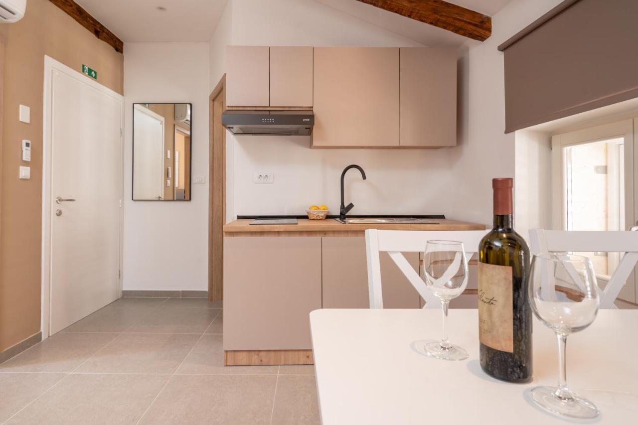 Aaa Apartments & Rooms With Free Parking Pula Luaran gambar